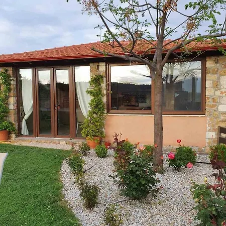 Elena Agios Nikolaos (Chalkidiki)